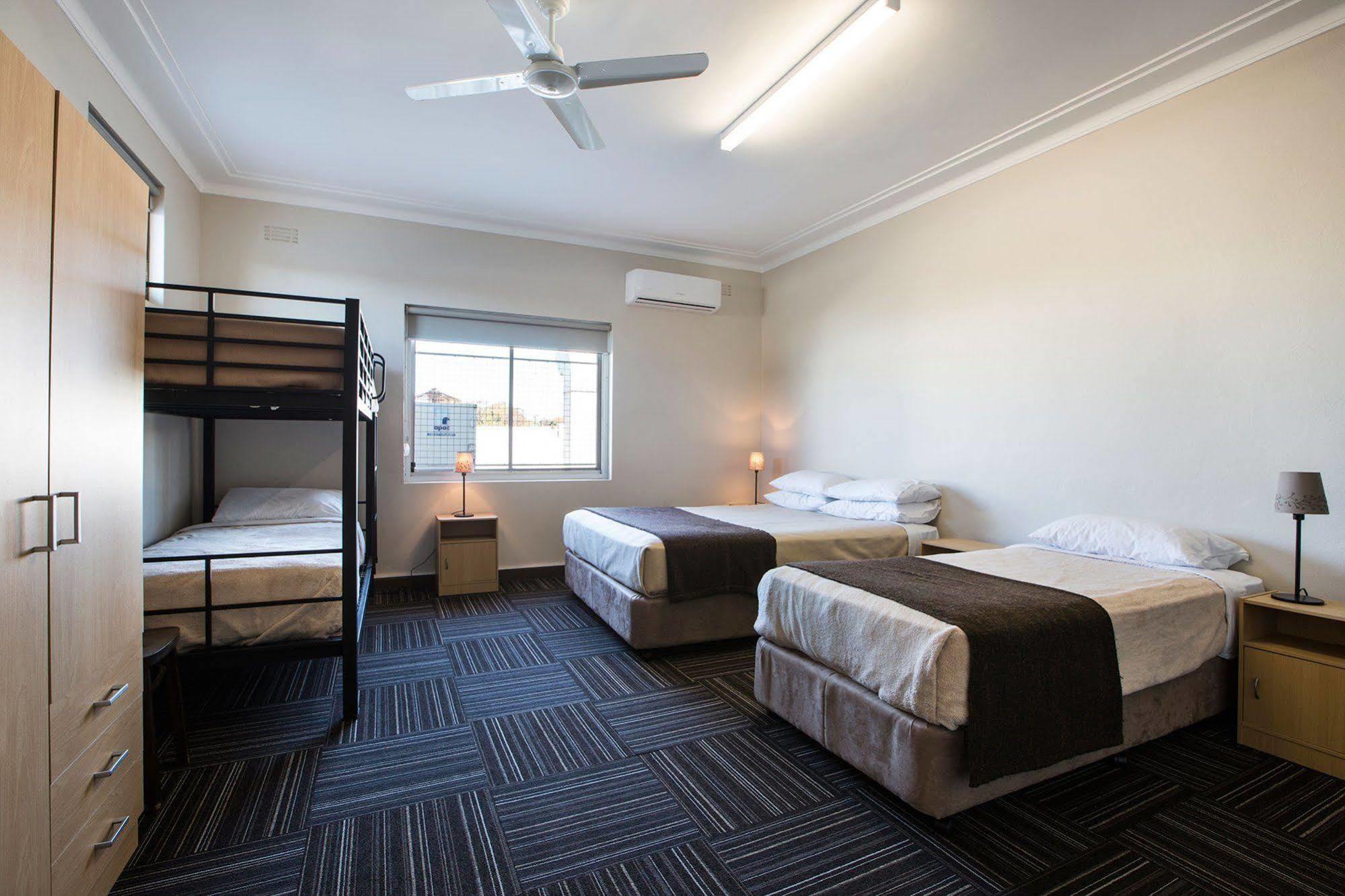 Toongabbie Hotel Blacktown Exterior photo